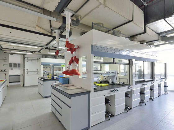 化工廠(chǎng)檢驗(yàn)實(shí)驗(yàn)室凈化工程案例